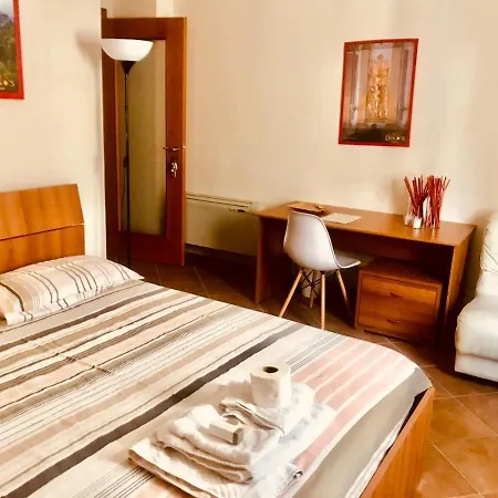 Bed & Breakfast Dino's Casapulla