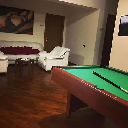 Dino's Bed & Breakfast Casapulla