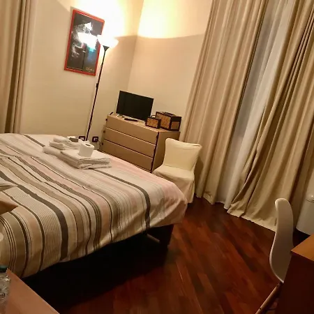 ベッド・アンド・ブレックファスト Dino's 3*