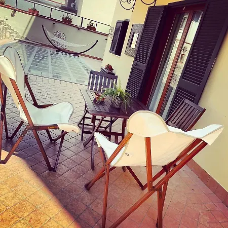 Dino's Alojamento de Acomodação e Pequeno-almoço Casapulla