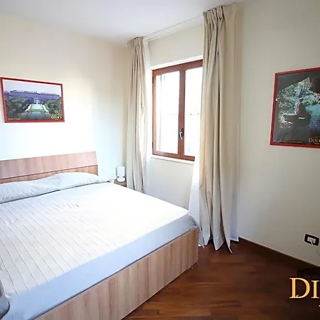 Dino's Bed & Breakfast 3*