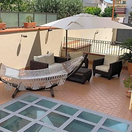 Dino's Casapulla