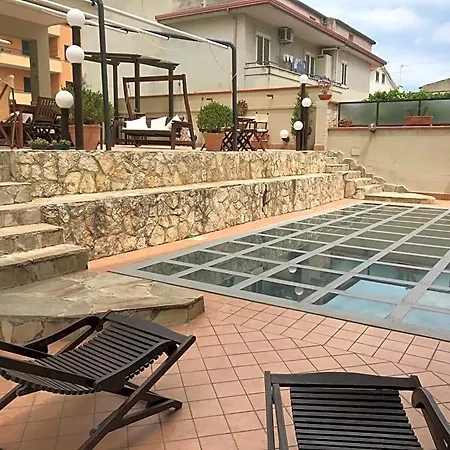 Dino's Casapulla
