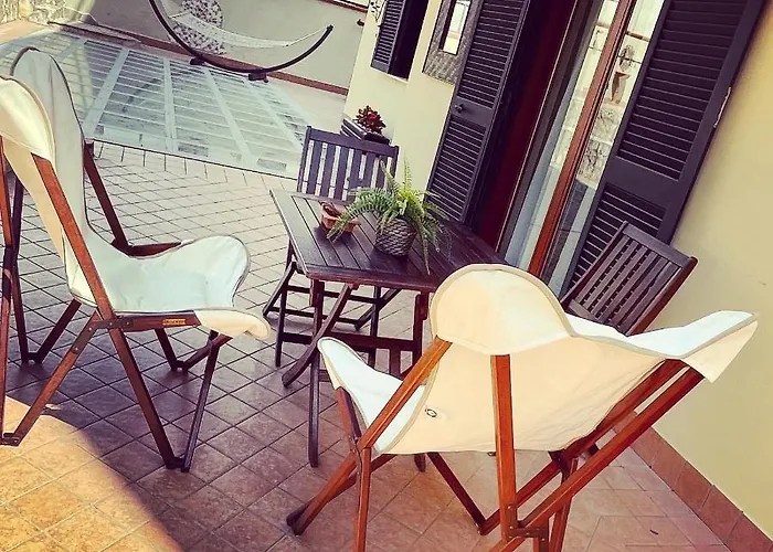 Dino's Bed & Breakfast Casapulla